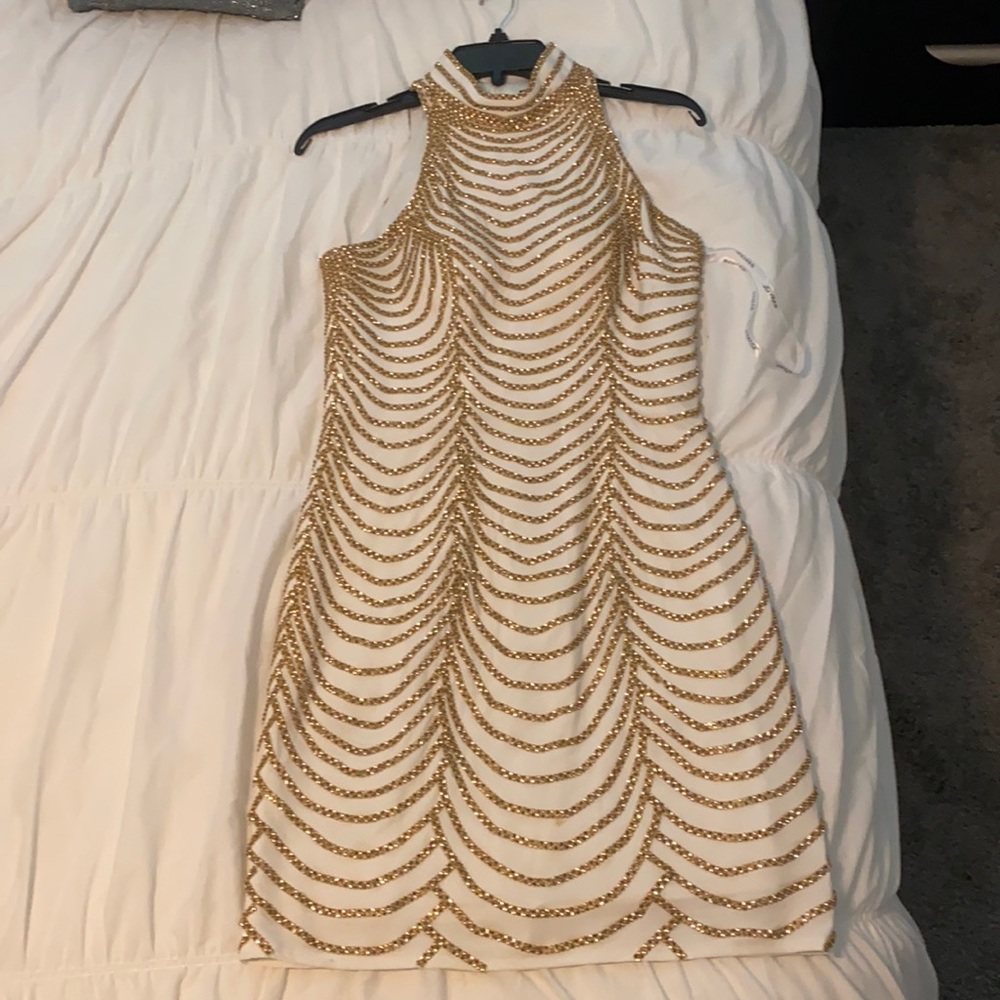Jovani White & Gold Cocktail Dress Size 4